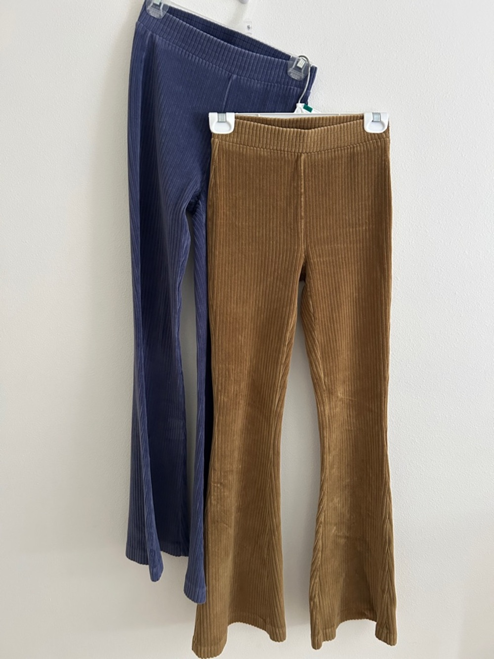 Aerie 2 Pairs of Groove-On Ribbed High Waisted Flare Lounge Comfy Pants XS Short - Picture 2 of 6